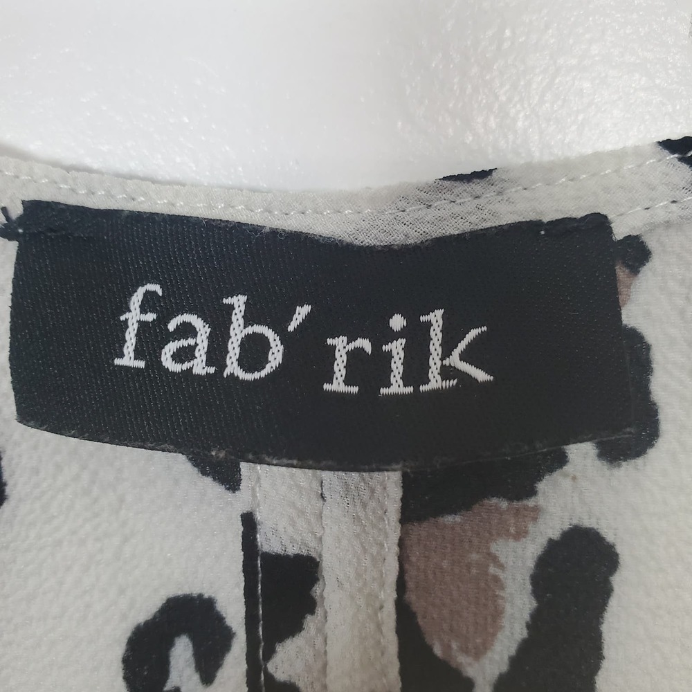 Fabrik leopard cheetah print short sleeved blouse slit back large - Picture 5 of 5